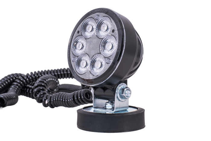 LED reflektorová pracovná lampa FRISTOM FT-364 6xLED 2500lm s magnetickým držiakom