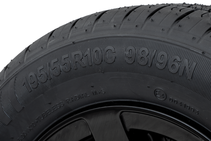 Vystužené koleso na príves KENDA TYRE 195/55 R10C 98/96N HLINÍKOVÝ DISK STARCO čierny 6Jx10"H2 5x112 ET:-4